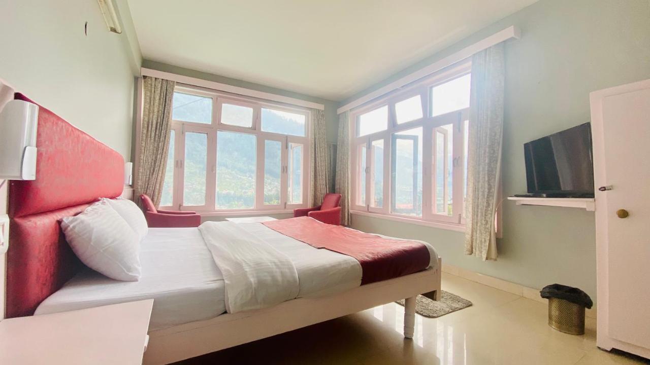 Hotel Meadows Manali מראה חיצוני תמונה