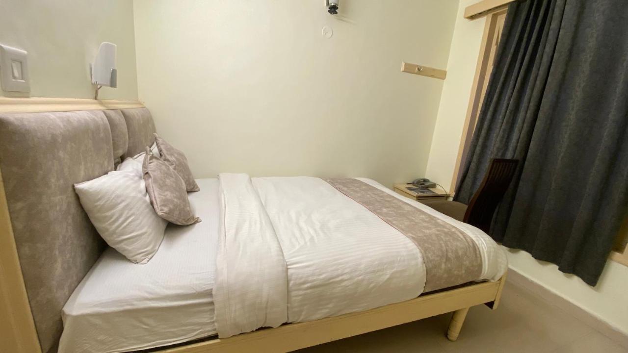Hotel Meadows Manali מראה חיצוני תמונה