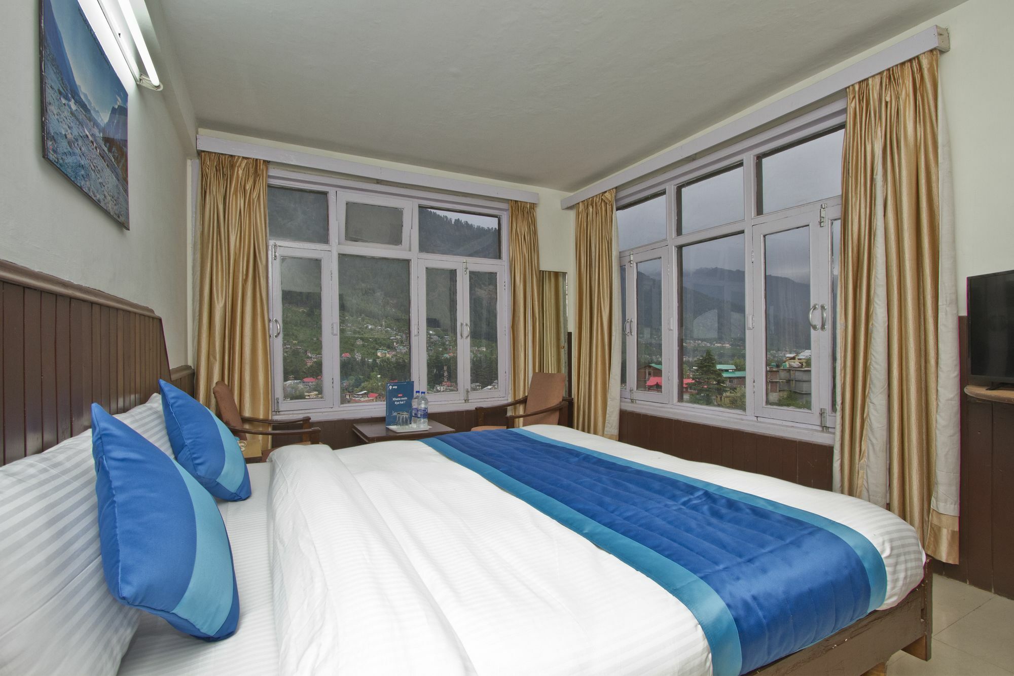 Hotel Meadows Manali מראה חיצוני תמונה